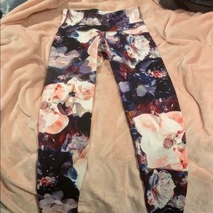 Old navy yoga pants